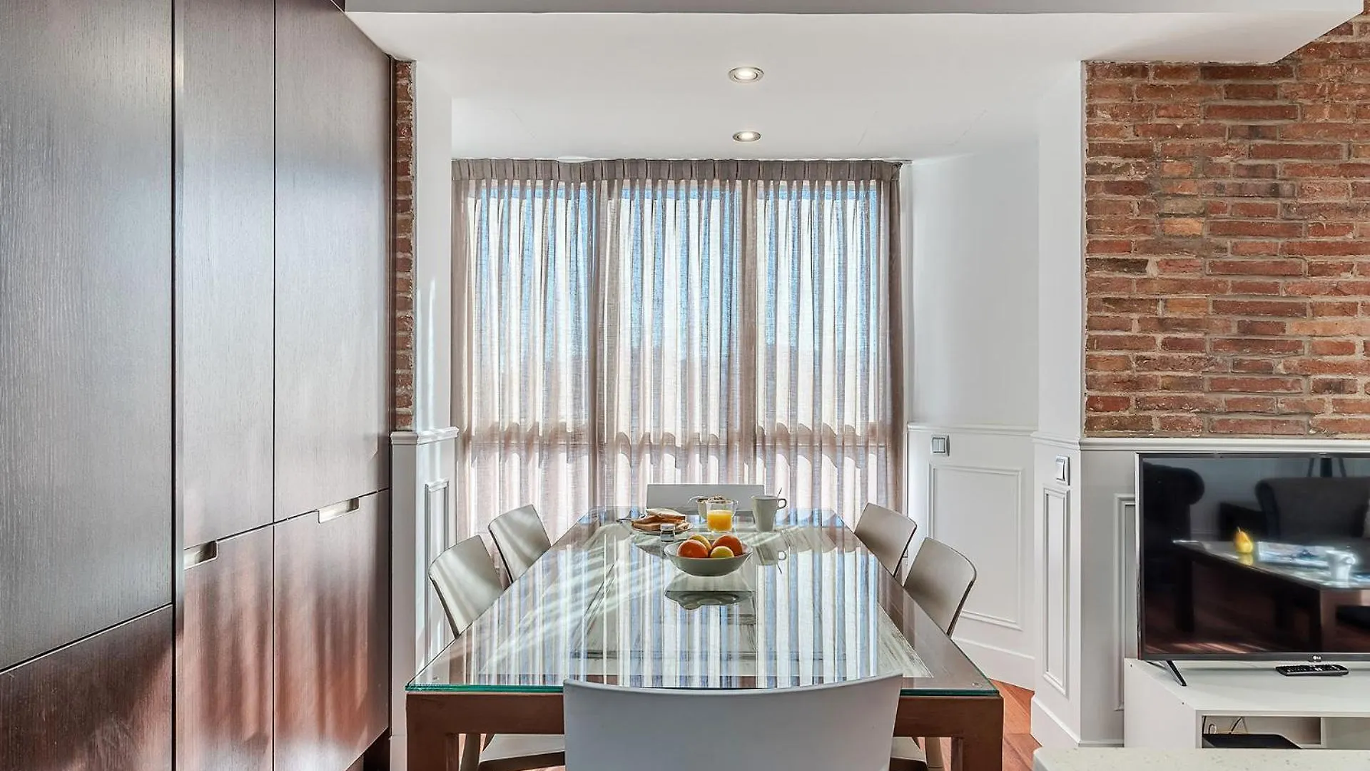 Enjoybcn Fira Apartment Barcellona